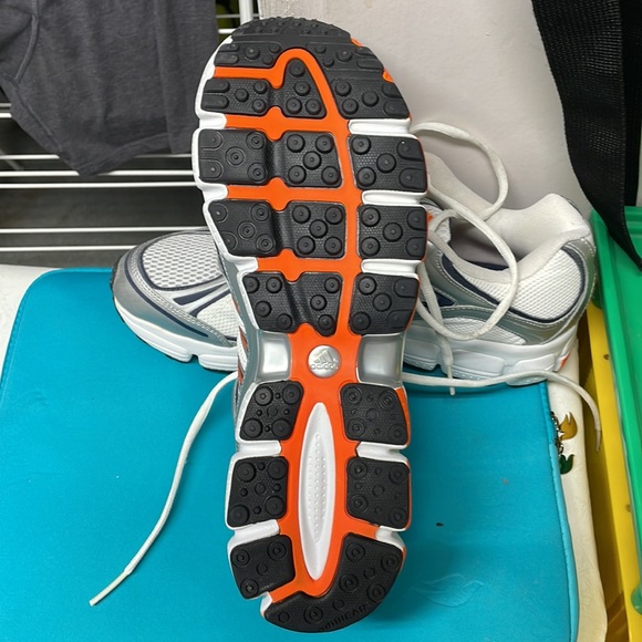 Vintage Adidas Training Shoes - Picture 7 of 8